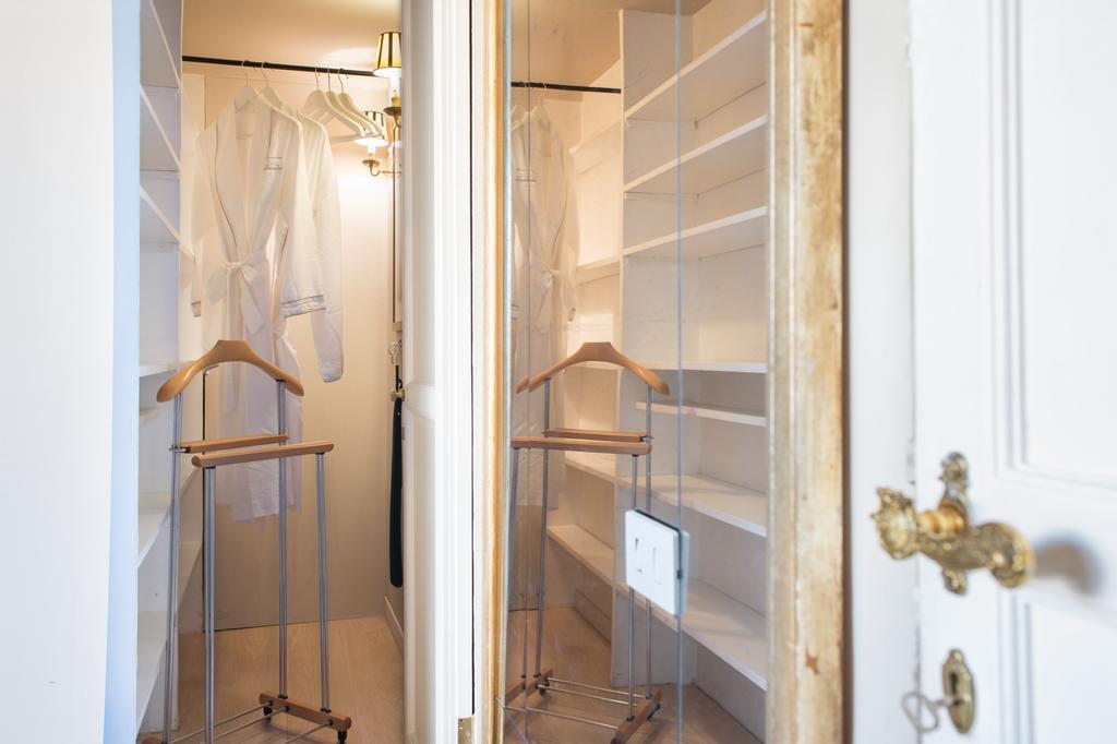 Bed & Breakfast Residenza Napoleone Iii 4*