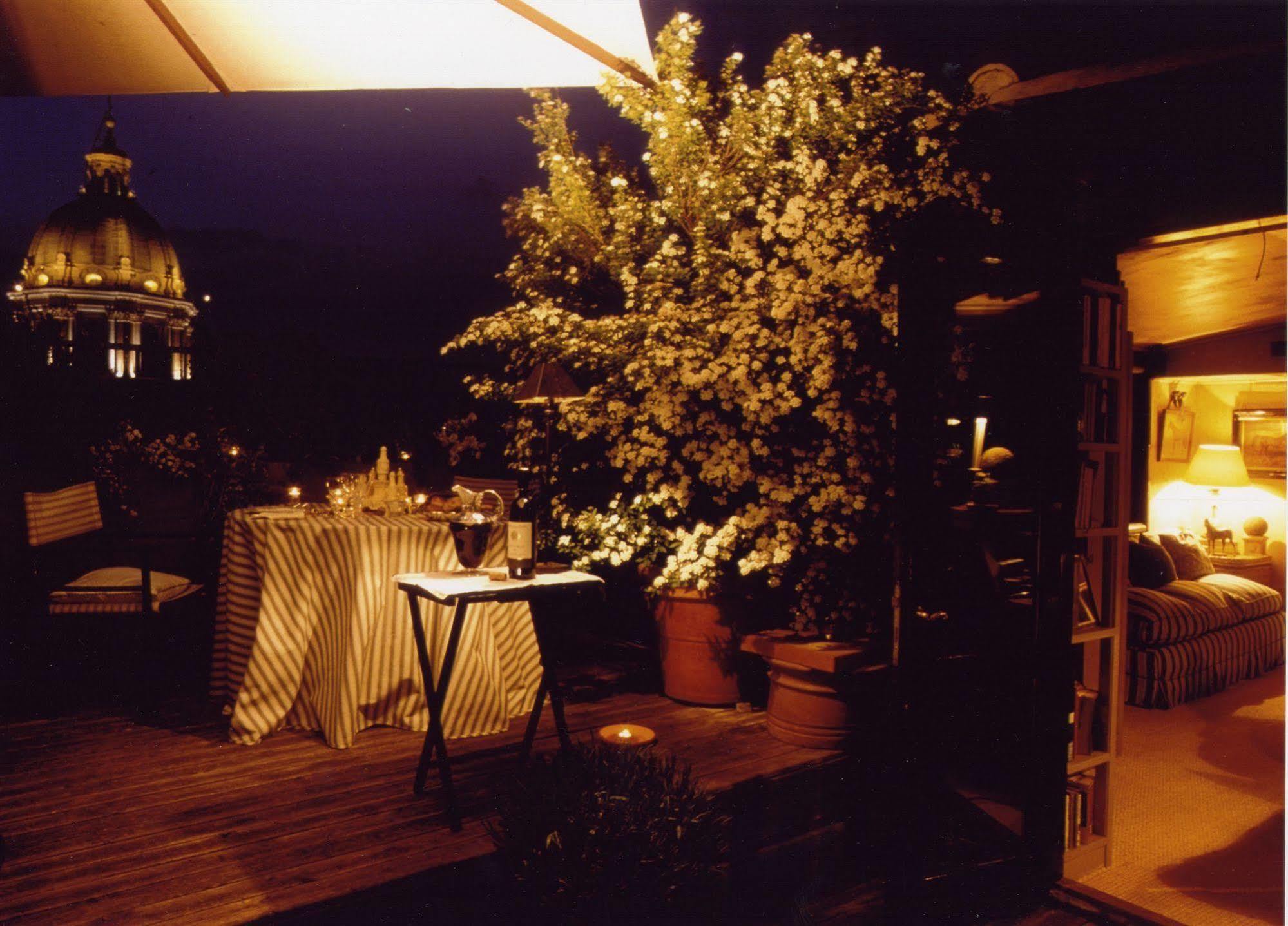 Bed & Breakfast Residenza Napoleone Iii 4*
