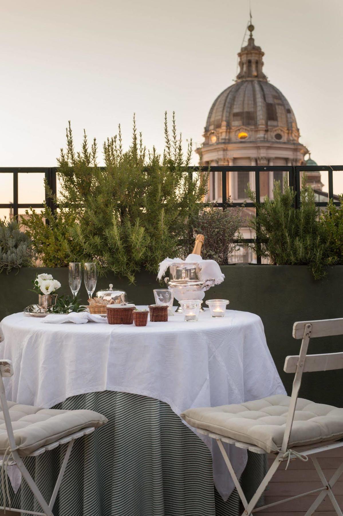 Residenza Napoleone Iii Bed & Breakfast Roma