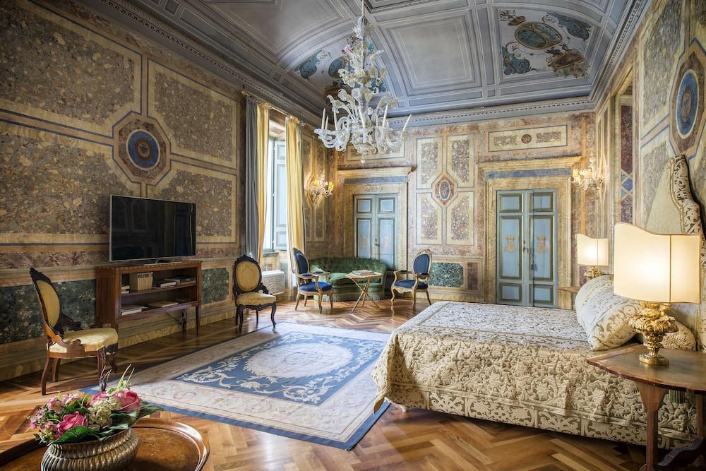 Residenza Napoleone Iii Frühstückspension 4*